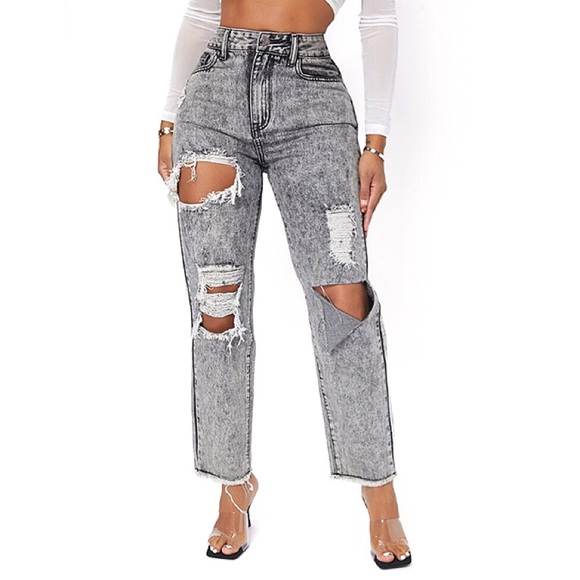 🌫 LIGHT GREY DENIM DISTRESSED HIGH WAIST RIPPED MOM JEANS! - Picture 2 of 11